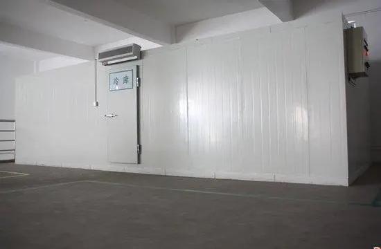 低溫小型冷凍庫建造需要哪些設(shè)備